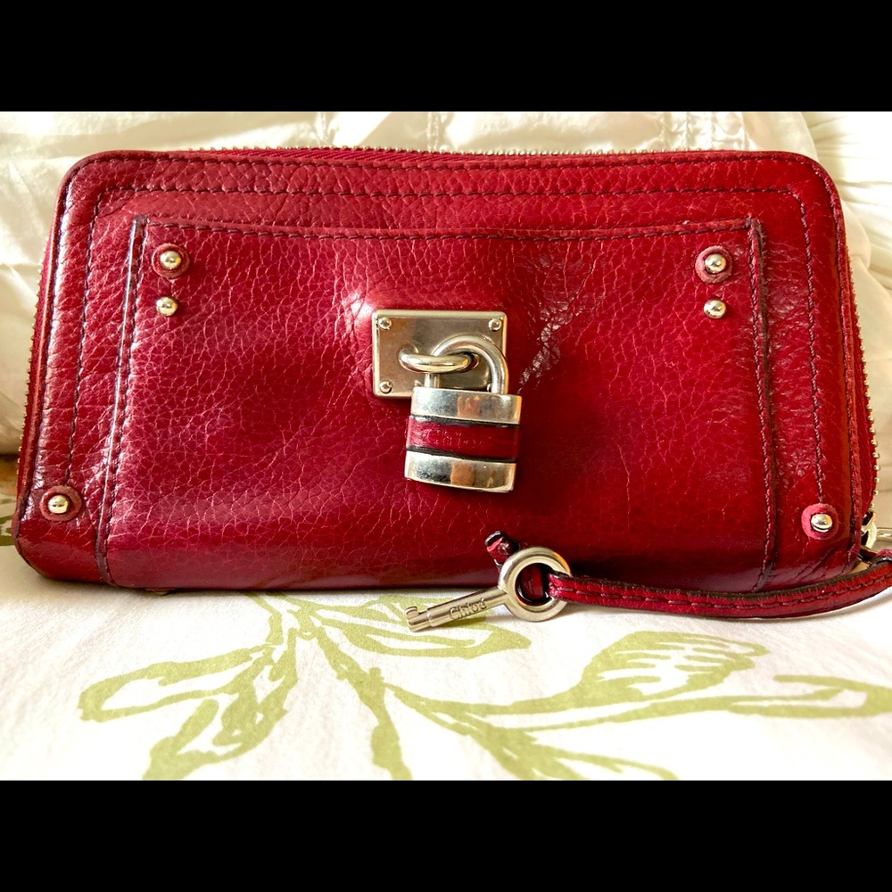 Beautifully loved authentic Chloe long wallet with zipper.
